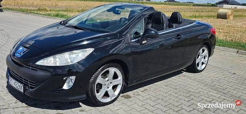 Czarny Używany 2011 Peugeot 308 CC Kabriolet | 22 000 zł - Obraz 1/4