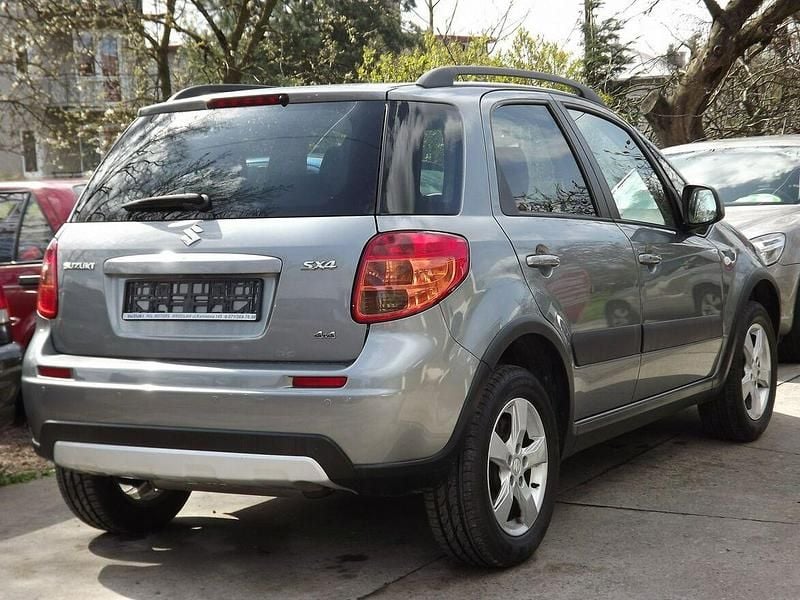 Używany Suzuki SX4 120 KM (88 kW) 2012 Szary Hatchback