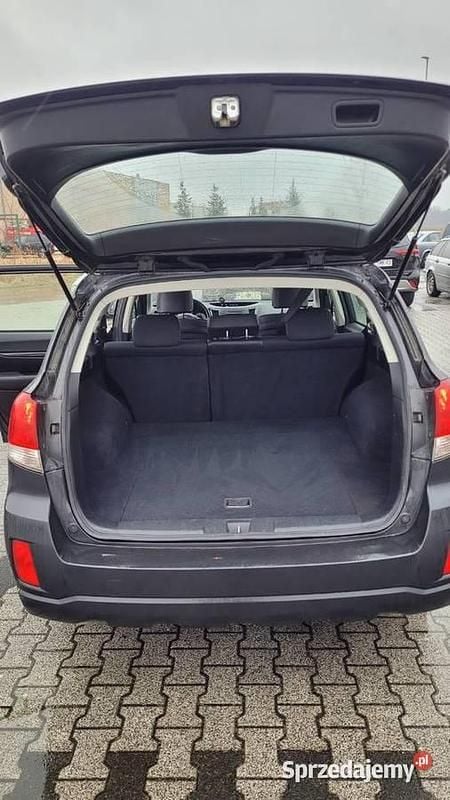 Używany Subaru Outback 2014 Grafitowy Kombi