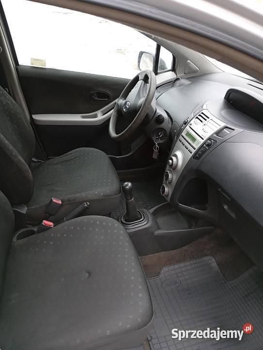Używany Toyota Yaris 2007 Hatchback