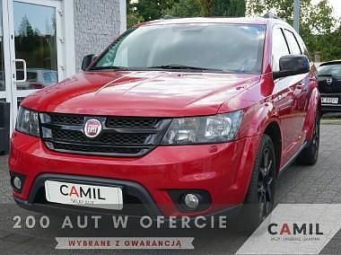 Czerwony Używany 2014 Fiat Freemont SUV | 44 800 zł - Obraz 1/4