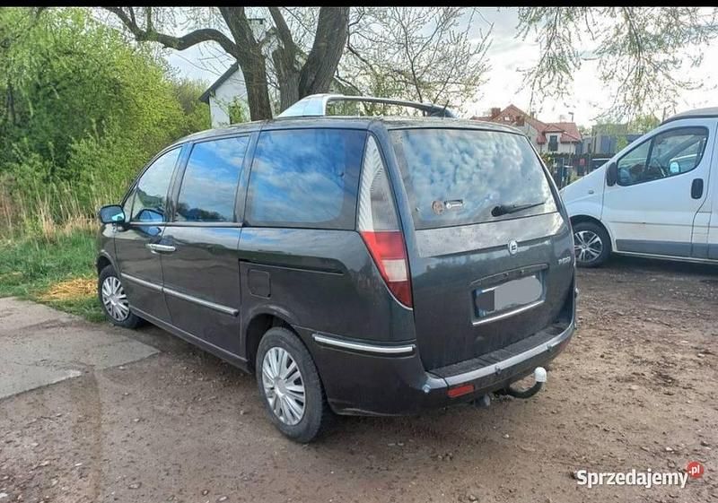 Używany Lancia Phedra 2004 Fioletowy Minivan
