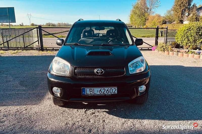 Czarny Używany 2005 Toyota RAV4 SUV | 15 900 zł (Uczciwa cena) - Obraz 1/4
