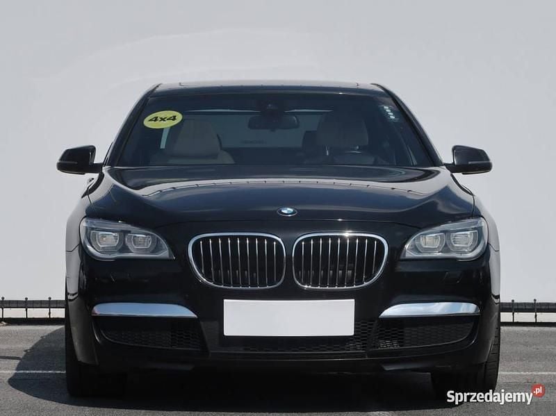 Czarny Używany 2014 BMW 730 Sedan/Limuzyna | 77 999 zł (Uczciwa cena) - Obraz 1/4