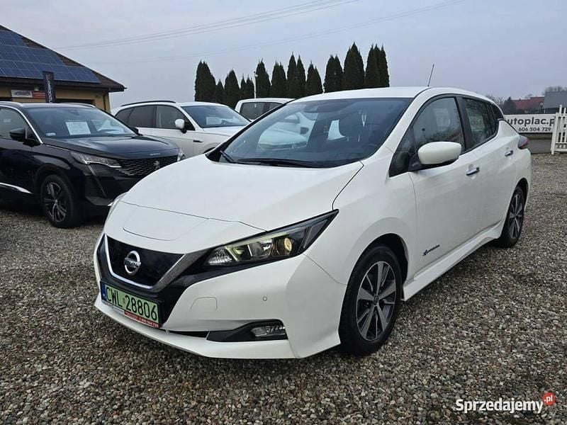 Biały Używany 2018 Nissan Leaf Hatchback | 59 900 zł (Uczciwa cena) - Obraz 1/4