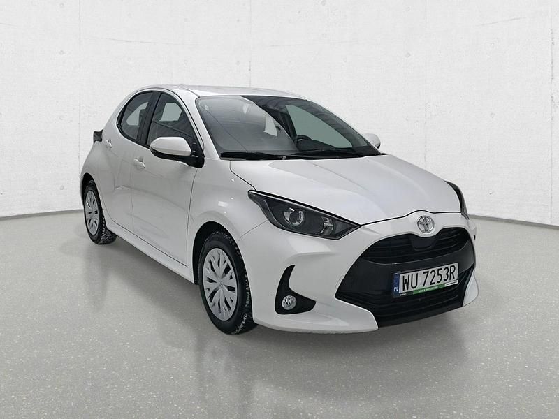 Używany Toyota Corolla 72 KM (52 kW) 2023 Biały Hatchback