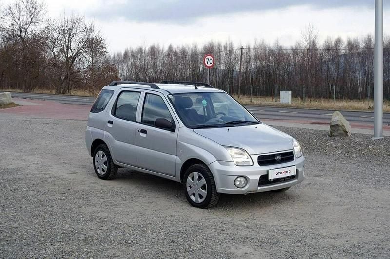 Używany Subaru Justy 94 KM (69 kW) 2005 Srebrny (metalik) Hatchback