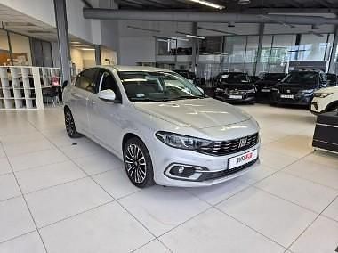 Srebrny (metalik) Używany 2021 Fiat Tipo Sedan/Limuzyna | 43 900 zł (Dość drogi) - Obraz 1/4
