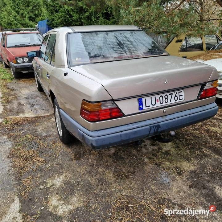 Używany 1988 Mercedes E250 | 6500 zł - Obraz 1/4