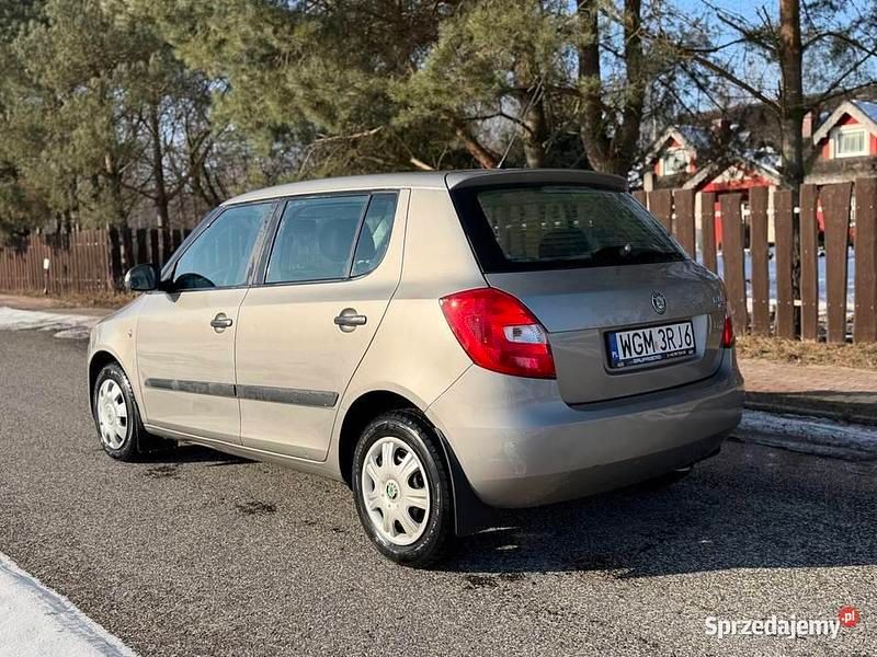 Używany Skoda Fabia 2009 Beżowy Hatchback