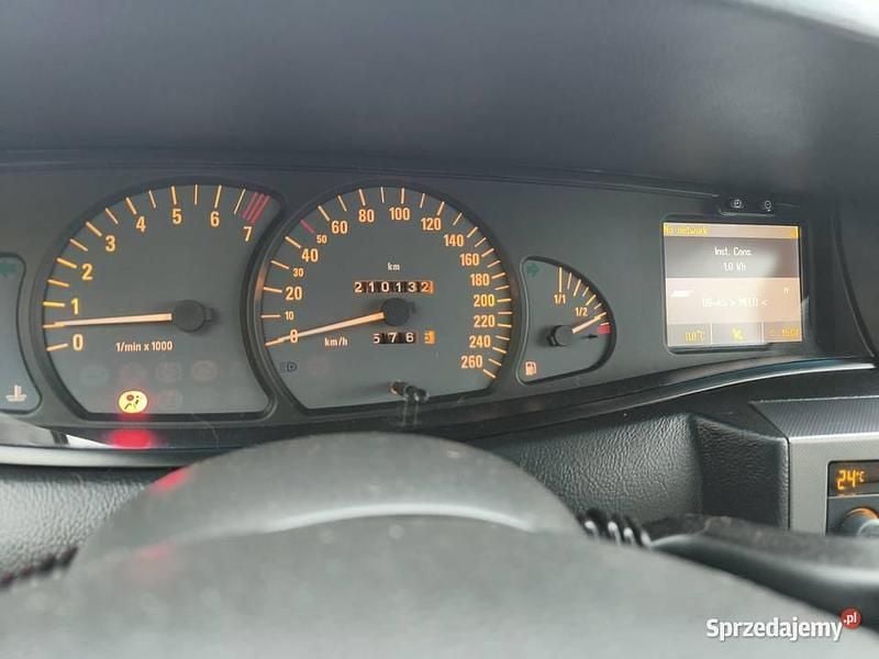 Używany 2001 Opel Omega | 5000 zł - Obraz 1/4