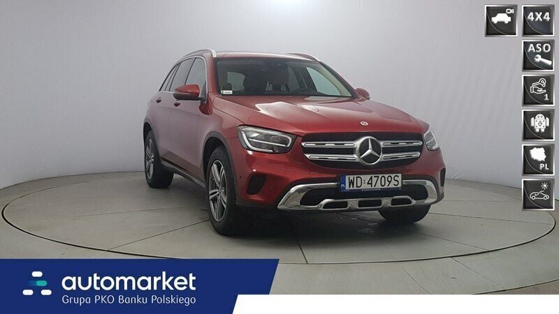 Czerwony Używany 2021 Mercedes GLC300 SUV | 199 850 zł - Obraz 1/4
