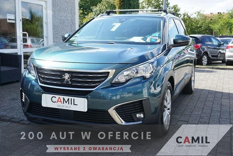 Zielony ciemny (metalik) Używany 2018 Peugeot 5008 Minivan | 63 600 zł (Uczciwa cena) - Obraz 1/3