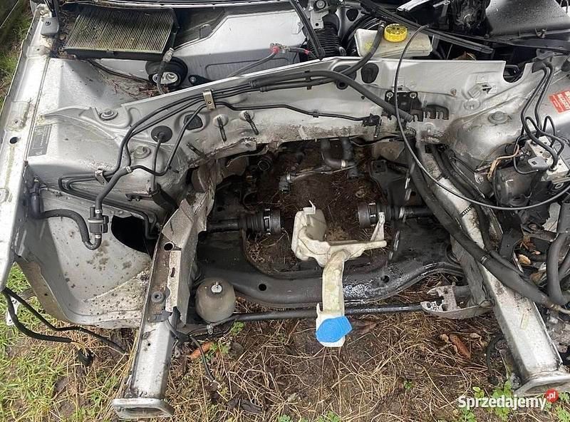 Używany VW Passat 2002 Srebrny Sedan/Limuzyna