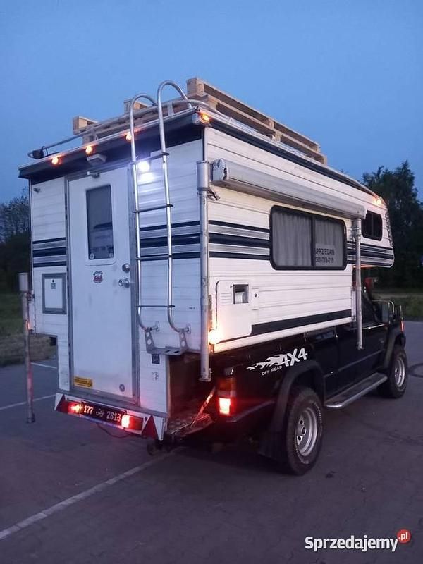 Używany 1996 Mitsubishi L200 Pickup | 59 000 zł - Obraz 1/4