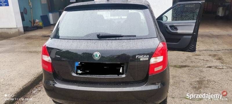 Granatowy Używany 2008 Skoda Fabia Sedan/Limuzyna | 8800 zł (Uczciwa cena) - Obraz 1/4