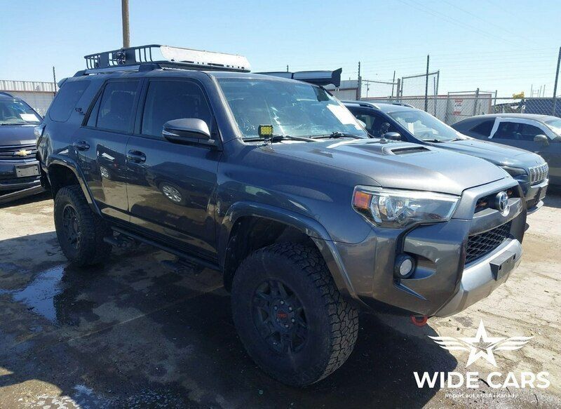 Czarny (metalik) Używany 2018 Toyota 4 Runner Premium SUV | 81 000 zł - Obraz 1/4