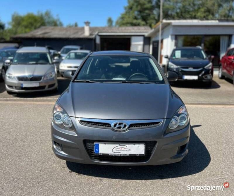 Używany Hyundai i30 109 KM (80 kW) 2010 Szary Hatchback