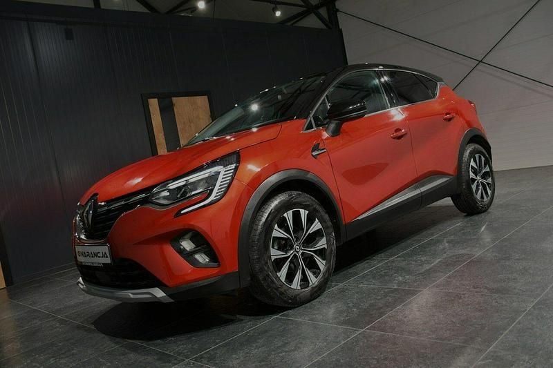 Używany Renault Captur 140 KM (102 kW) 2023 Czerwony SUV