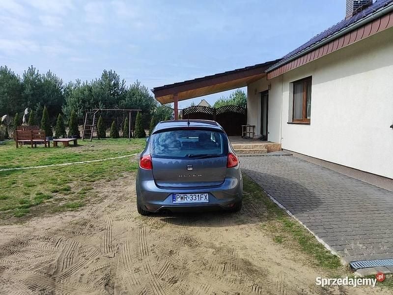 Szary Używany 2013 Seat Altea Minivan | 20 900 zł (Uczciwa cena) - Obraz 1/4