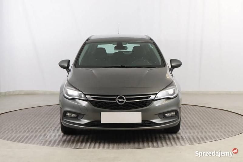 Szary Używany 2017 Opel Astra Kombi | 35 999 zł - Obraz 1/4