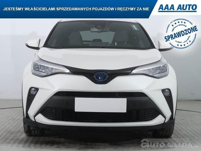 Używany Toyota C-HR 184 KM (135 kW) 2021 Biały SUV