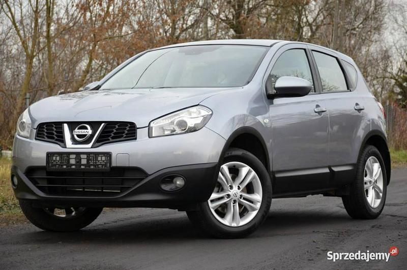Używany Nissan Qashqai 141 KM (103 kW) 2010 Szary SUV