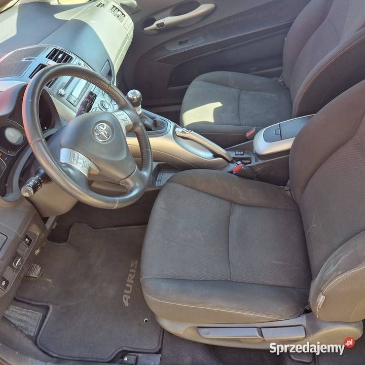 Czerwony Używany 2008 Toyota Auris Hatchback | 7900 zł - Obraz 1/4
