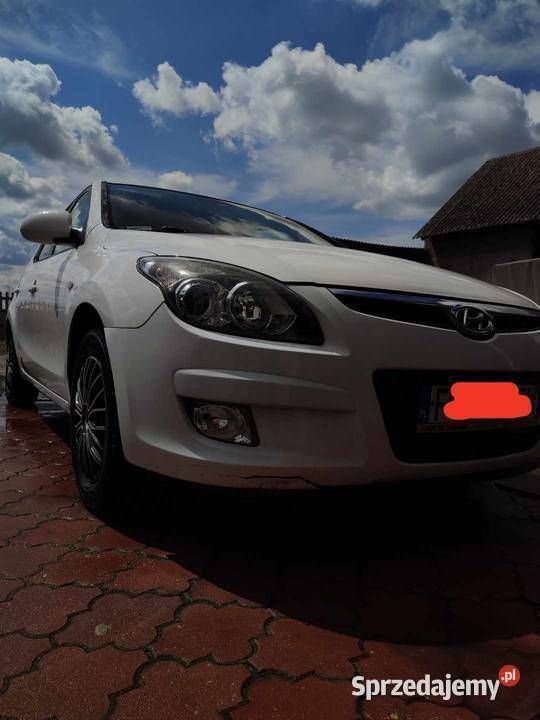Biały Używany 2009 Hyundai i30 Hatchback | 13 000 zł - Obraz 1/4