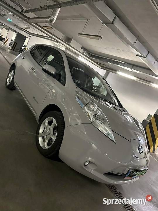 Używany 2017 Nissan Leaf Hatchback | 55 000 zł - Obraz 1/4