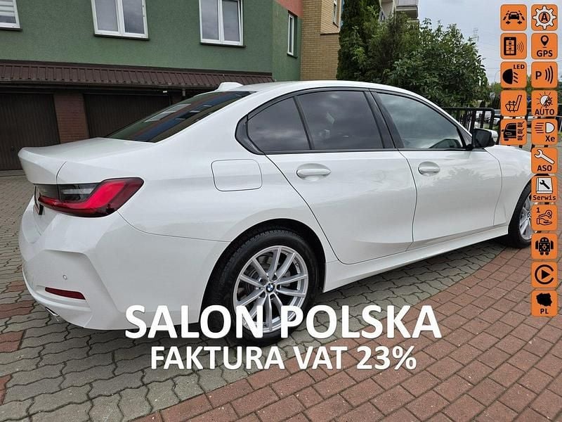 Biały (metalik) Używany 2023 BMW 318 Sedan/Limuzyna | 114 320 zł (Super Cena) - Obraz 1/4