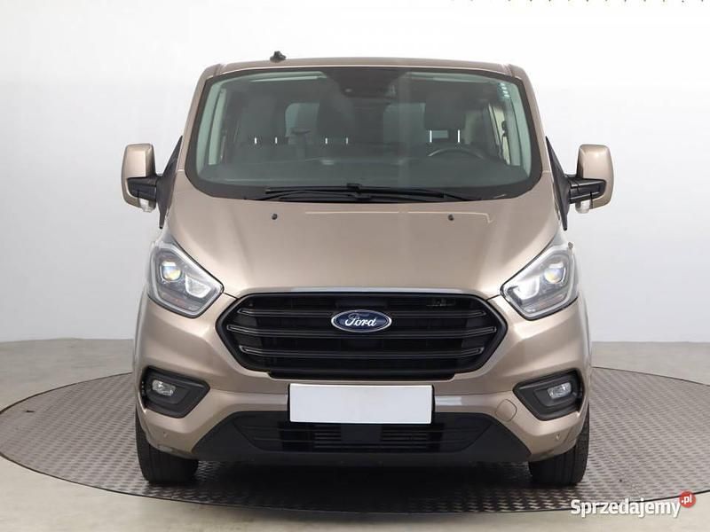 Beżowy Używany 2020 Ford Transit Custom Sedan/Limuzyna | 105 999 zł (Uczciwa cena) - Obraz 1/4
