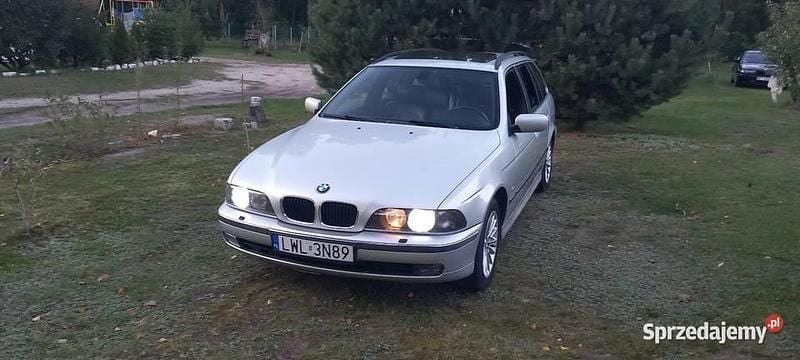 Srebrny Używany 2000 BMW 525 Kombi | 5800 zł (Uczciwa cena) - Obraz 1/4