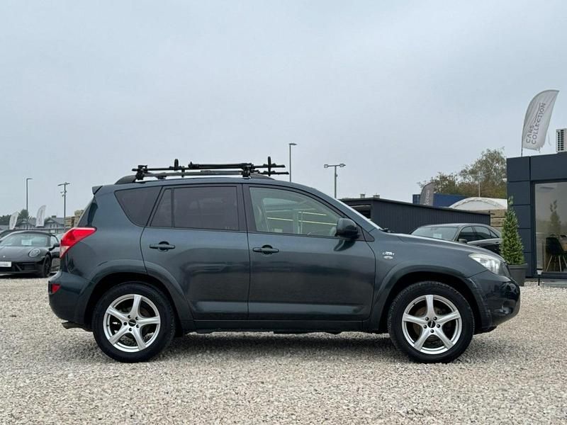 Używany Toyota RAV4 177 KM (130 kW) 2007 Zielony ciemny SUV