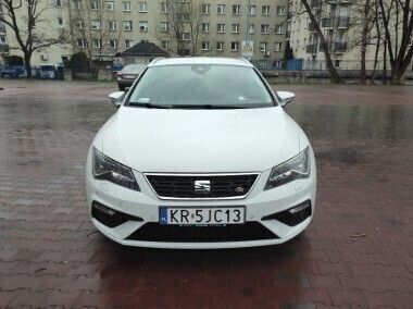 Biały Używany 2017 Seat Leon Kombi | 68 000 zł (Dość drogi) - Obraz 1/4