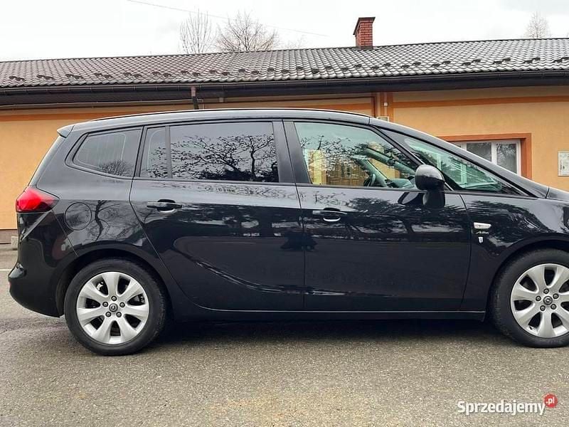 Używany Opel Zafira Tourer 2013 Minivan