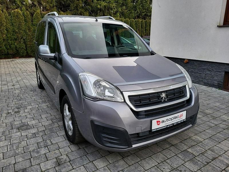 Używany Peugeot Partner 100 KM (73 kW) 2016 Szary Minivan
