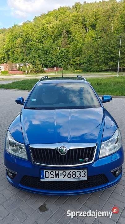 Niebieski Używany 2010 Skoda Octavia RS Kombi | 26 500 zł (Drogi) - Obraz 1/4