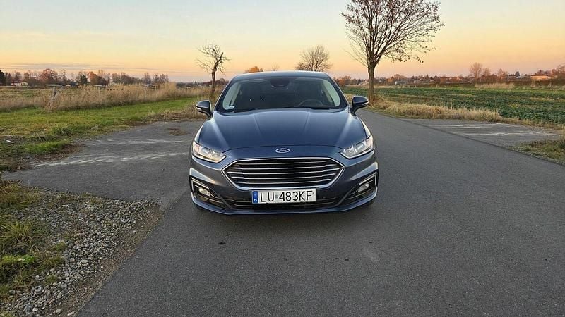 Używany Ford Mondeo 2019 Niebieski Hatchback