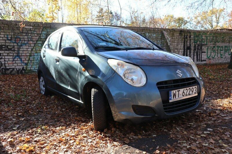 Szary Używany 2010 Suzuki Alto Hatchback | 6000 zł (Super Cena) - Obraz 1/4