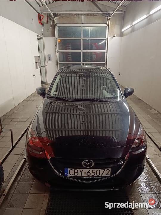 Czarny Używany 2017 Mazda 2 Hatchback | 39 000 zł (Dobra cena) - Obraz 1/4