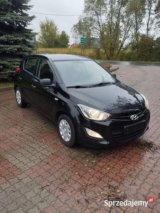 Czarny Używany 2013 Hyundai i20 Hatchback | 16 900 zł (Dobra cena) - Obraz 1/4