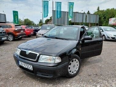 Czarny Używany 2006 Skoda Octavia Sedan/Limuzyna | 12 900 zł (Uczciwa cena) - Obraz 1/4