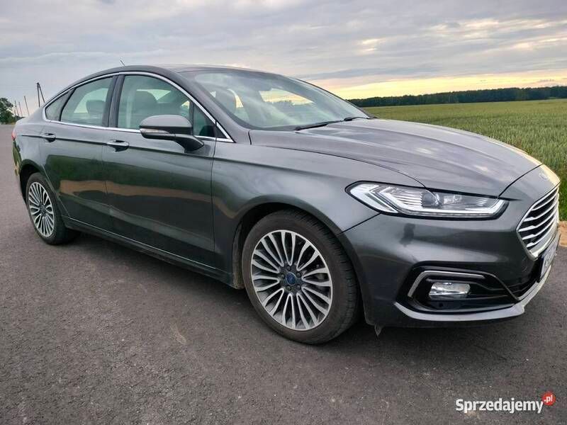 Szary Używany 2017 Ford Fusion Titanium Sedan/Limuzyna | 60 500 zł (Uczciwa cena) - Obraz 1/4