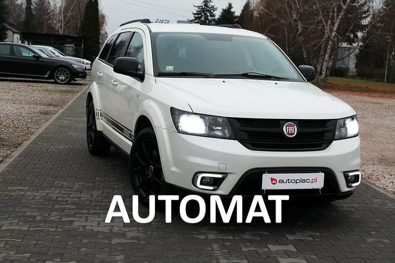 Używany Fiat Freemont Black Code 170 KM (125 kW) 2014 Biały SUV