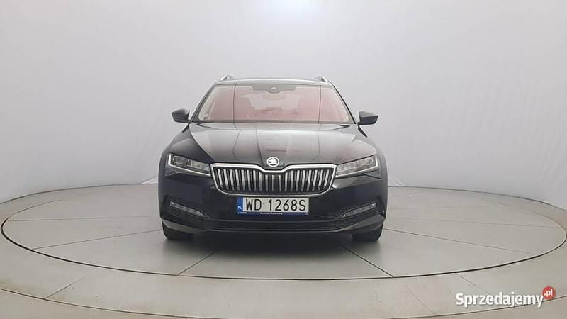 Czarny (metalik) Używany 2021 Skoda Superb Ambition Kombi | 99 850 zł (Dość drogi) - Obraz 1/2