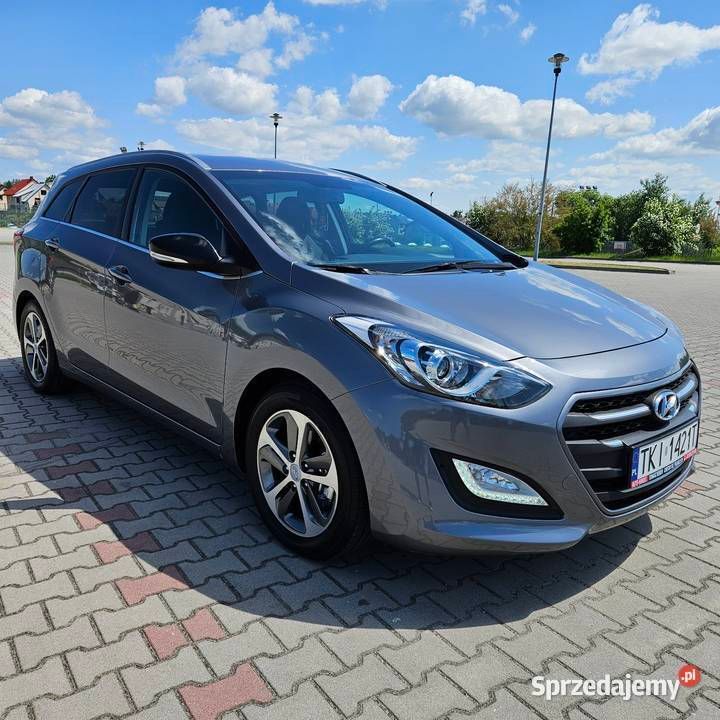 Szary Używany 2015 Hyundai i30 Kombi | 31 800 zł (Uczciwa cena) - Obraz 1/4