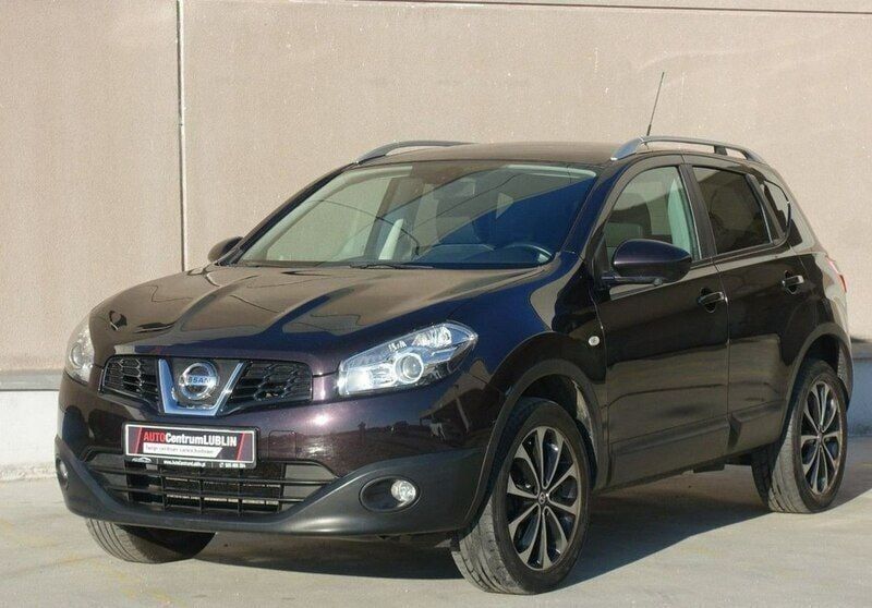 Fioletowy (metalik) Używany 2012 Nissan Qashqai 360º SUV | 39 900 zł (Uczciwa cena) - Obraz 1/4