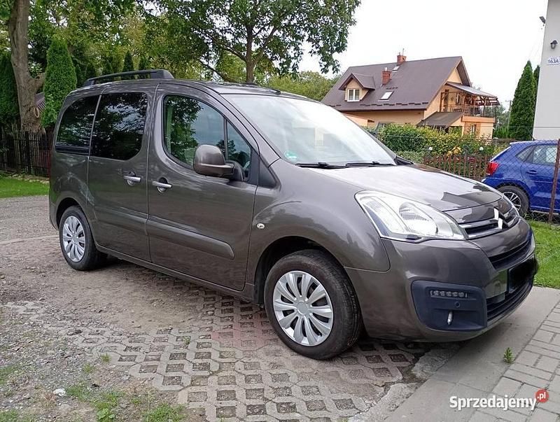 Brązowy Używany 2015 Citroën Berlingo Minivan | 33 900 zł (Uczciwa cena) - Obraz 1/4