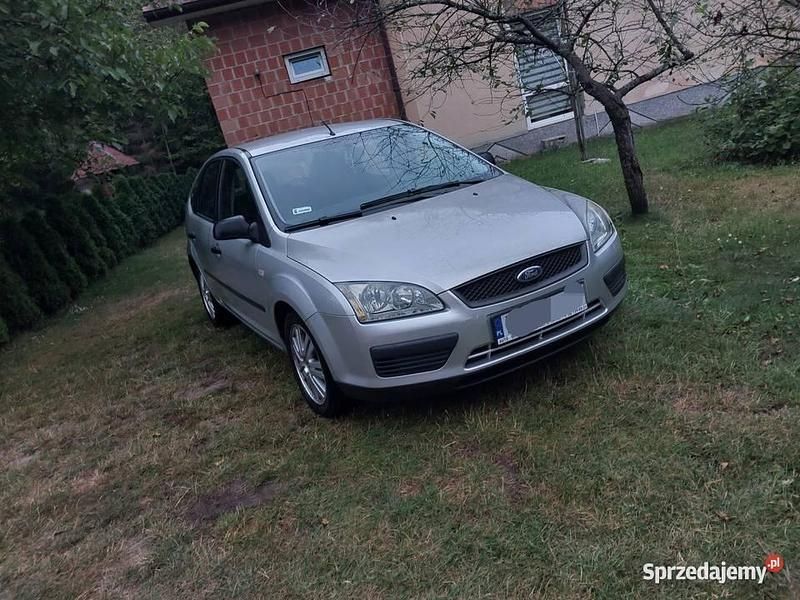Srebrny Używany 2006 Ford Focus Hatchback | 5500 zł (Uczciwa cena) - Obraz 1/4